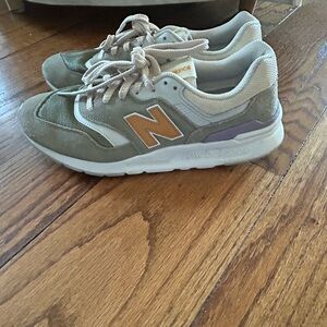 New balance, dark green, sneakers, size 9.5